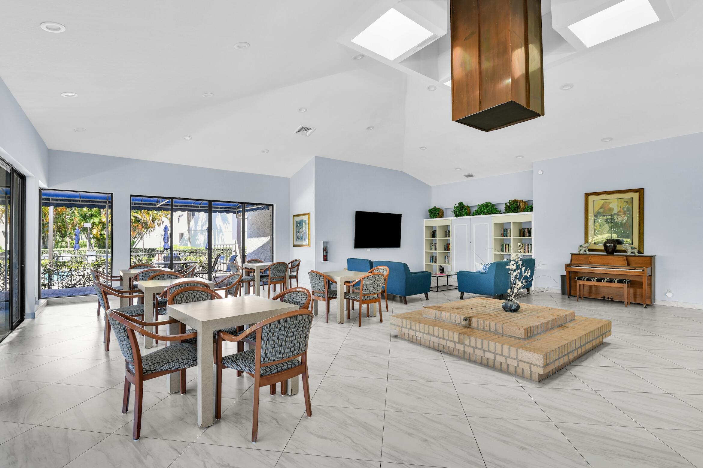 6420 Boca Del Mar Drive, Unit 608 Boca Raton, FL 33433 - Photo 20 of 27 Glens Social room good one
