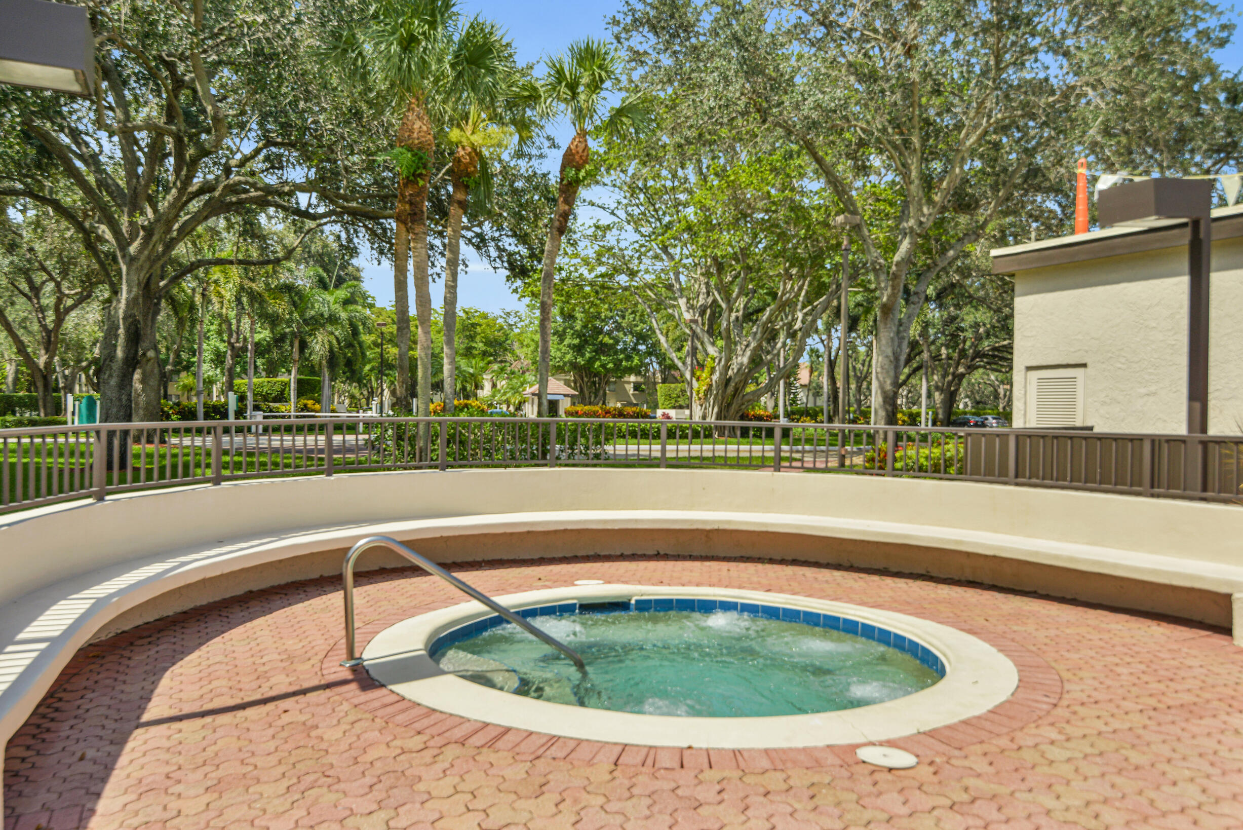 6420 Boca Del Mar Drive, Unit 608 Boca Raton, FL 33433 - Photo 23 of 27 Glens jacuzzi