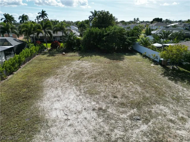 $115,000 | 1222 Gleason Parkway, Cape Coral, FL 33914