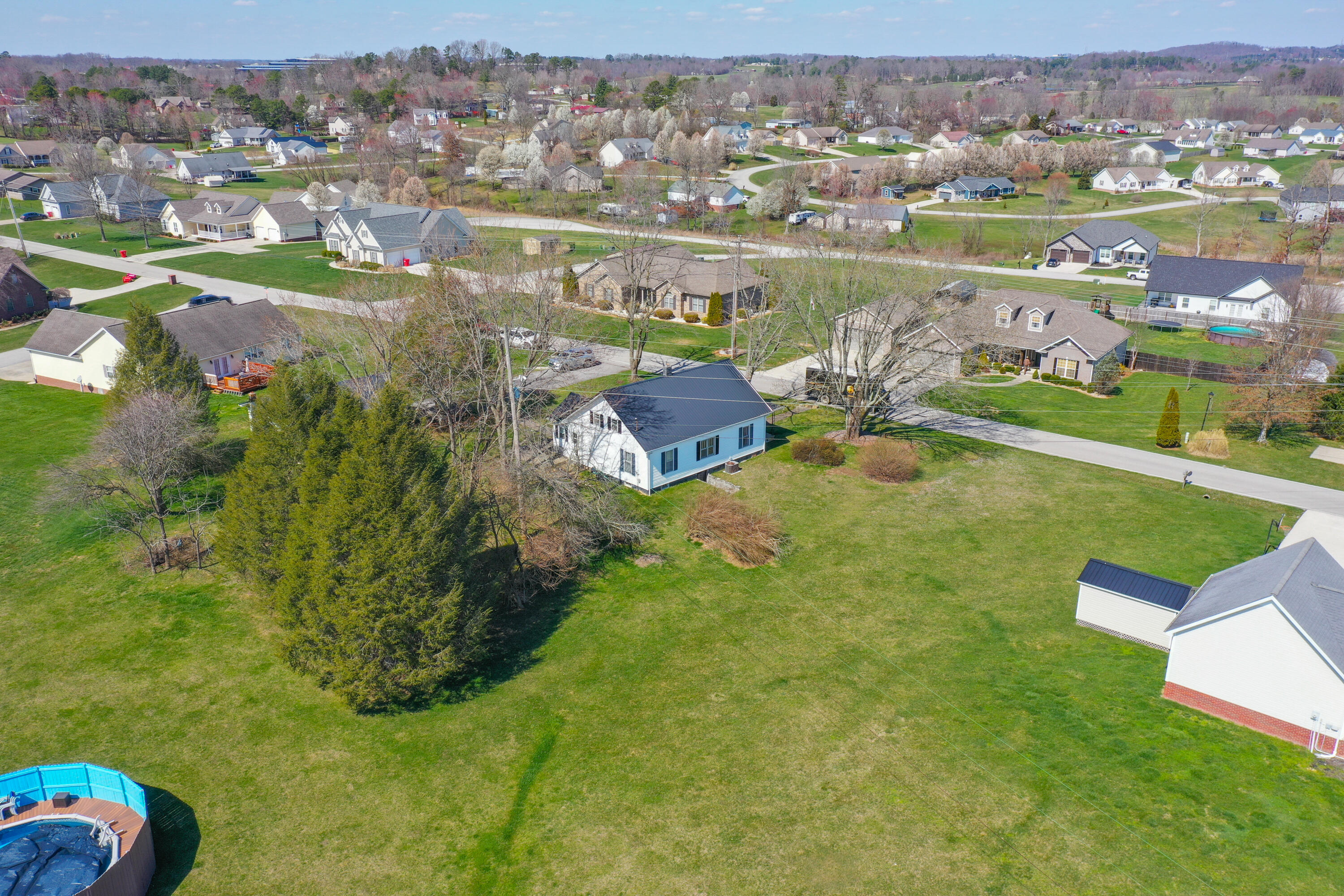 1457 Wyan Road London, KY 40744 - Photo 39 of 44 org_8dd9880af8661337_1710354564000-HDR
