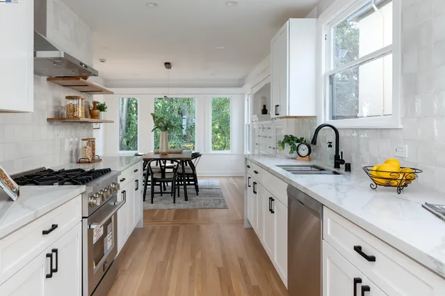 $925,000 | 1146 Excelsior Avenue, Oakland, CA 94610