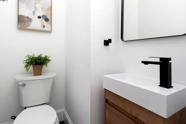 $925,000 | 1146 Excelsior Avenue, Oakland, CA 94610