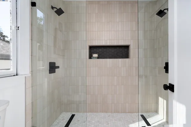 $925,000 | 1146 Excelsior Avenue, Oakland, CA 94610