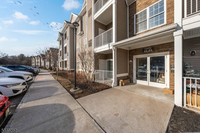$2,250 | 45 Park Drive, Unit 45, Clinton, NJ 08809