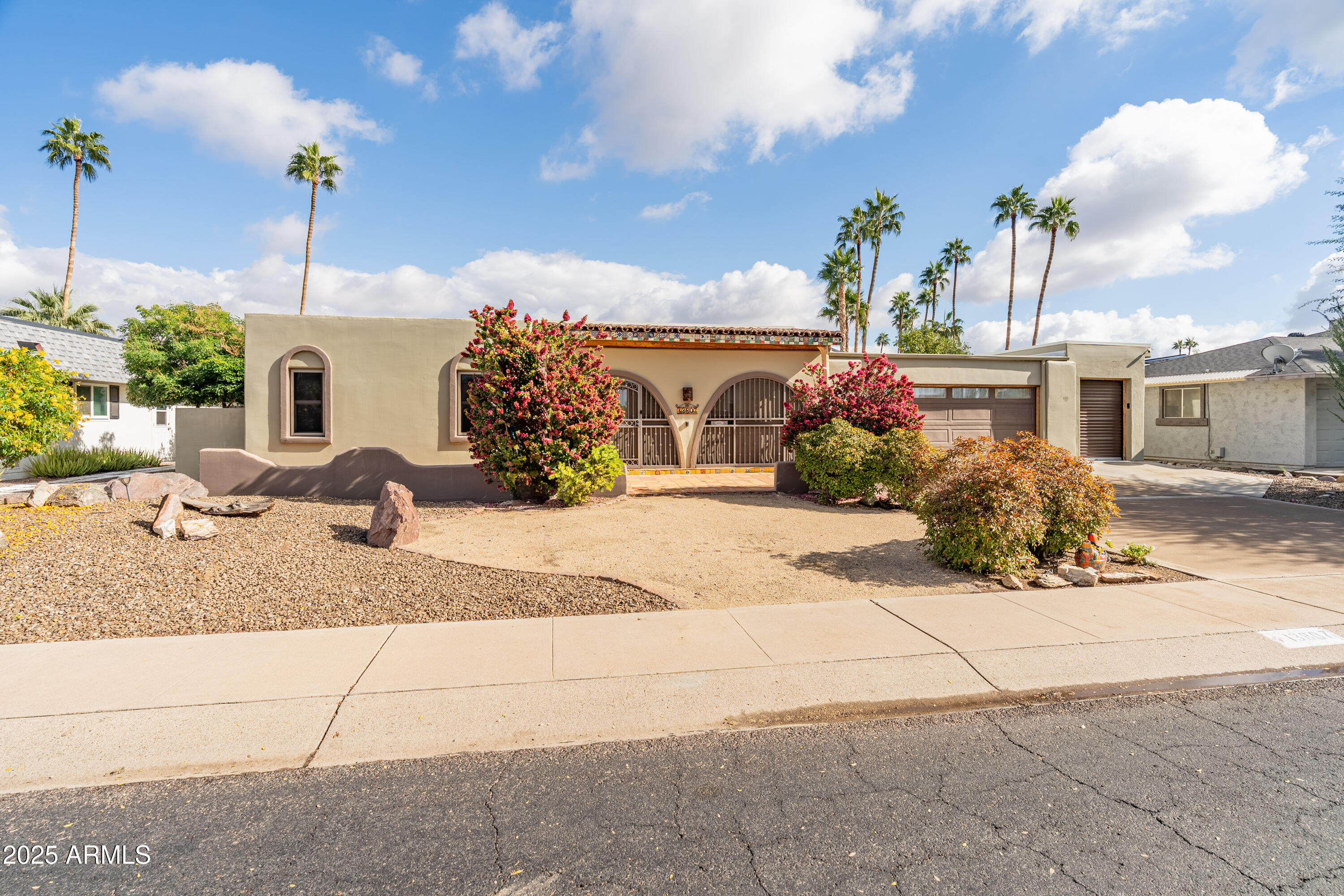 13807 North Crown Point Sun City, AZ 85351 - Photo 91 of 92 13807 N Crown Pt-76