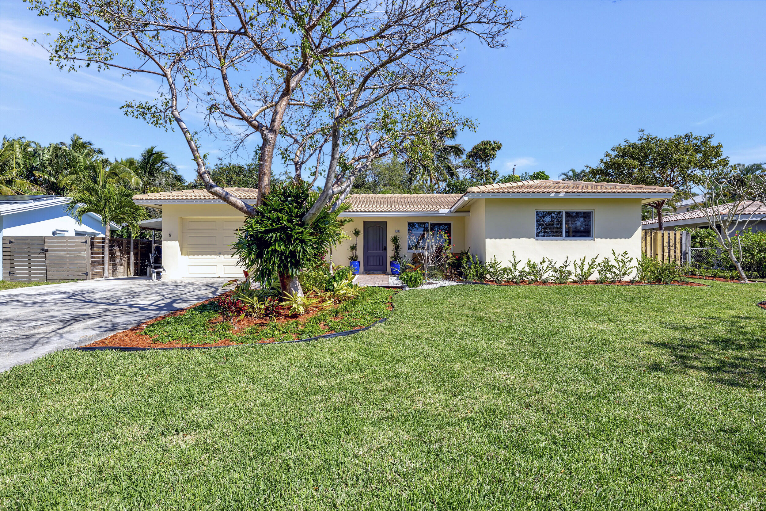 210 Northwest 6th Avenue Boca Raton, FL 33432 - Photo 1 of 46 12_3w7a7591