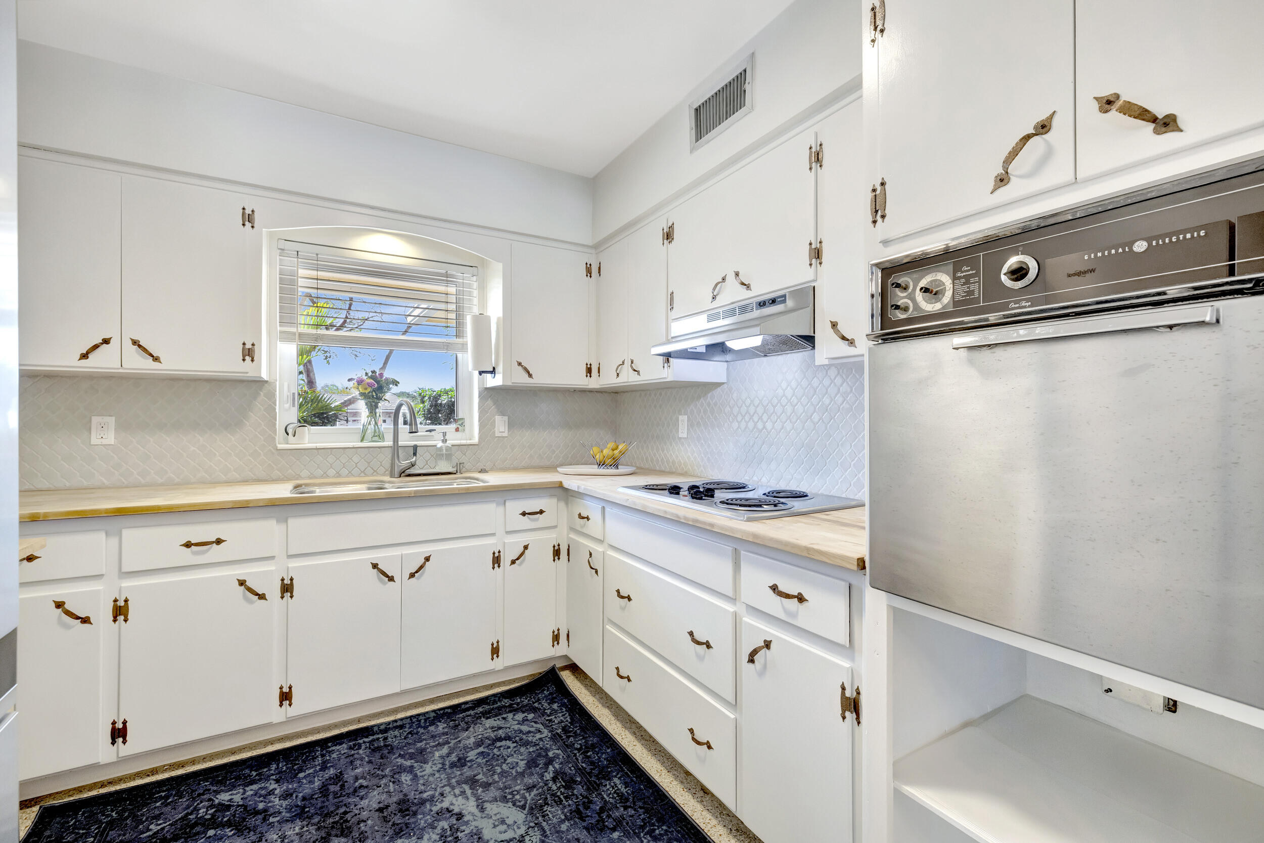 210 Northwest 6th Avenue Boca Raton, FL 33432 - Photo 26 of 46 37_3w7a7760