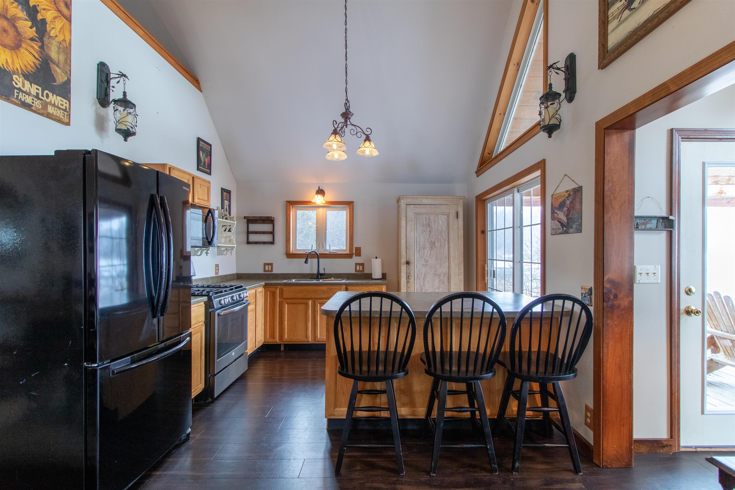 391 West Shore Road Glover, VT 05875 - Photo 7 of 46