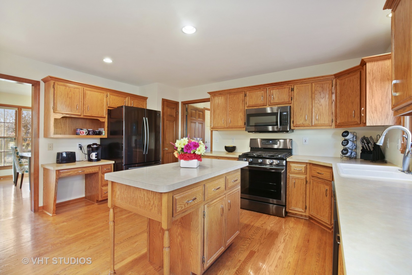 1199 Lewis Road Geneva, IL 60134 - Photo 5 of 20