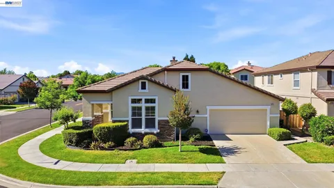 $1,988,888 | 5315 Asterwood Drive, Dublin, CA 94568