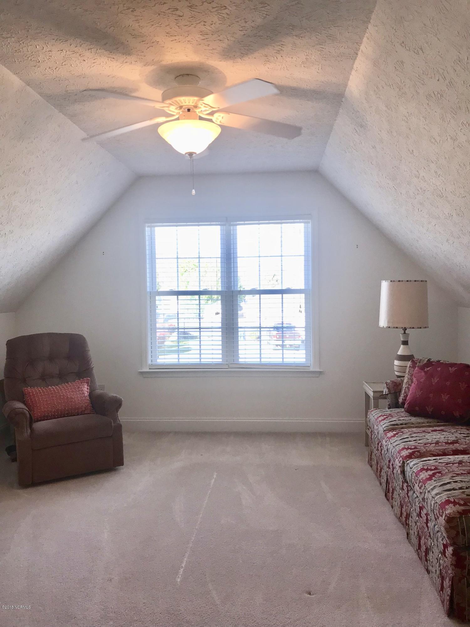 112 Sand Run Road Havelock, NC 28532 - Photo 34 of 46 Bonus room or bedroom w/closet and full bath