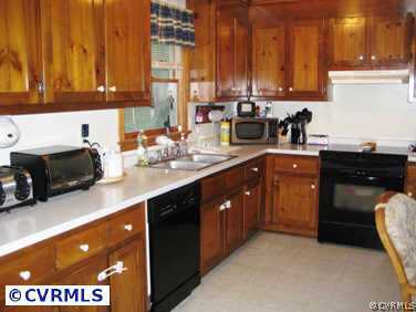 38 Beadles Road Aylett, VA 23009 - Photo 2 of 4 Other - Kitchen