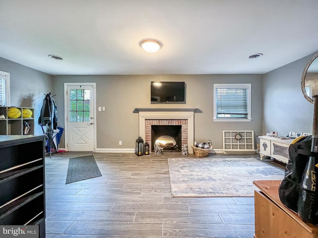 124 Westminster Drive Wallingford, PA 19086 - Photo 14 of 37