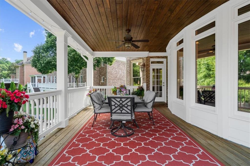 7630 Stratton Point Suwanee, GA 30024 - Photo 7 of 97