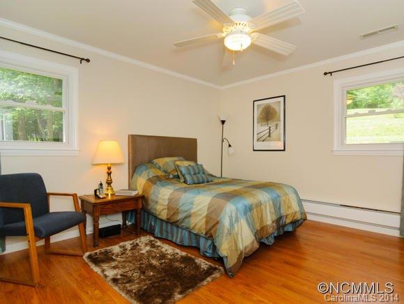 68 Number 9 Road Fairview, NC 28730 - Photo 13 of 24 Gallery Image 13