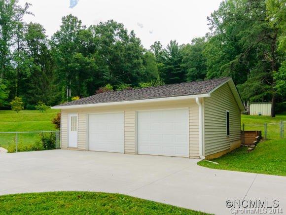 68 Number 9 Road Fairview, NC 28730 - Photo 20 of 24 Gallery Image 20