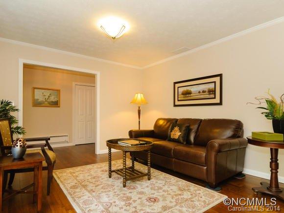 68 Number 9 Road Fairview, NC 28730 - Photo 4 of 24 Gallery Image 4