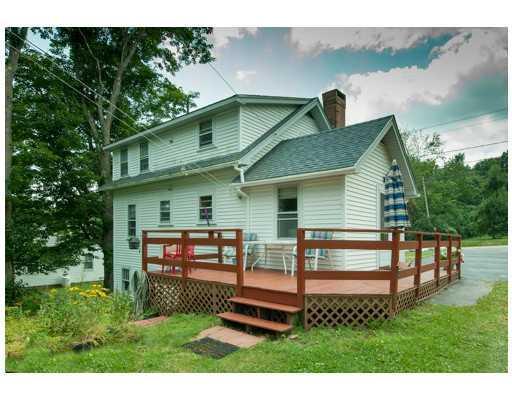 98 Cape Neddick Road York, ME 03909 - Photo 10 of 18 Exterior Back.
