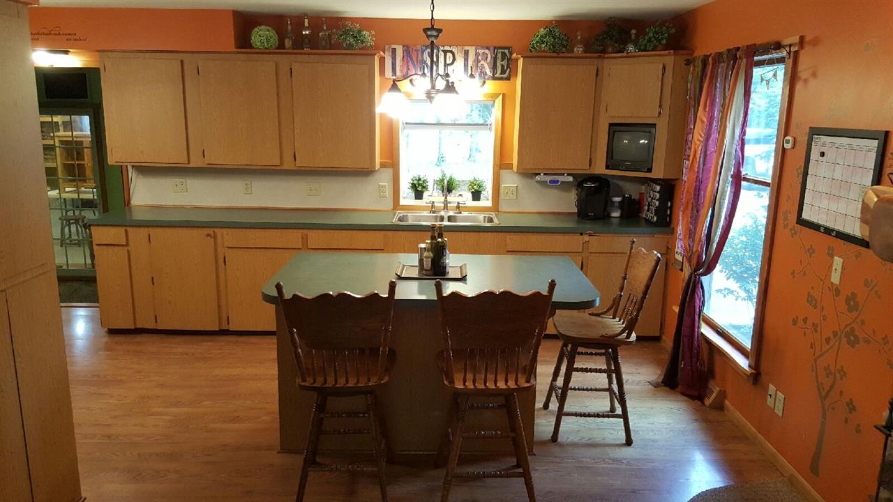1077 South Dickenson Road Shepherd, MI 48883 - Photo 61 of 94 1823866-60.JPG