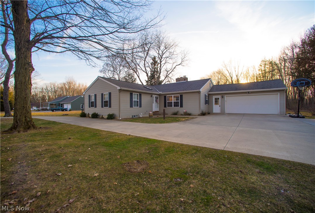 206 Annis Road Amherst, OH 44001 - Photo 1 of 31 Gallery Image 1