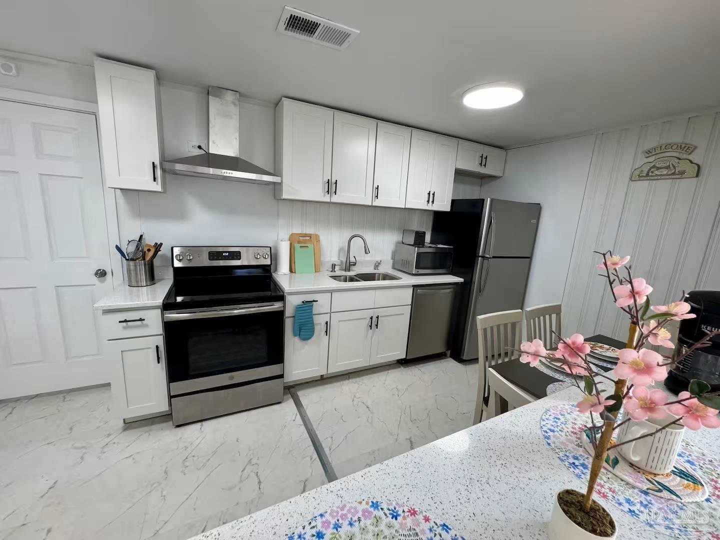 322 Frisco Road Pensacola, FL 32507 - Photo 7 of 35