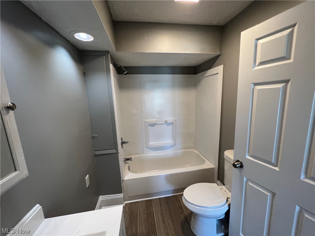 4492 Turney Road Cleveland, OH 44105 - Photo 21 of 35