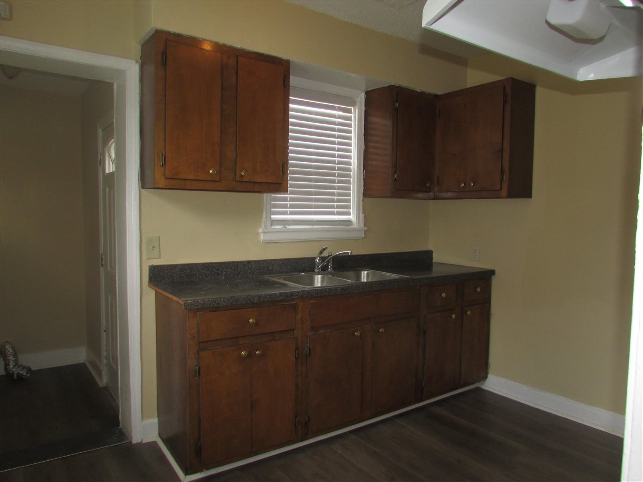 1262 Railton Road Memphis, TN 38111 - Photo 6 of 12