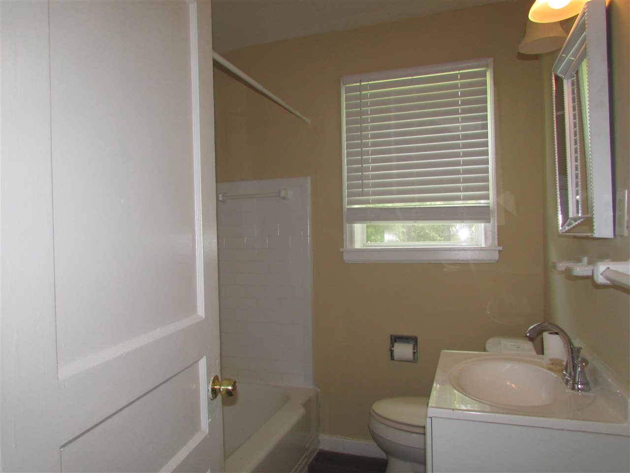 1262 Railton Road Memphis, TN 38111 - Photo 10 of 12