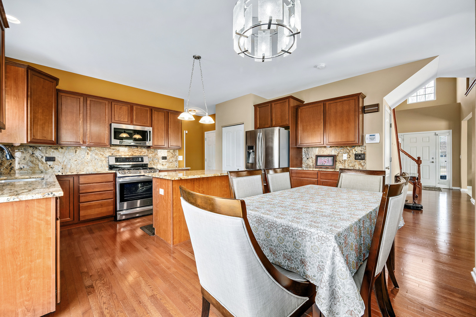 738 North Misty Ridge Drive Romeoville, IL 60446 - Photo 9 of 27 Gallery Image 9