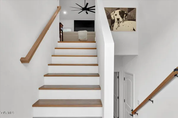 $549,000 | 868 Granby Road, Kingsport, TN 37660