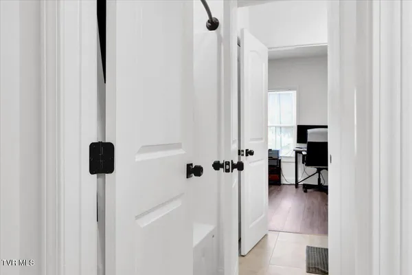 $549,000 | 868 Granby Road, Kingsport, TN 37660