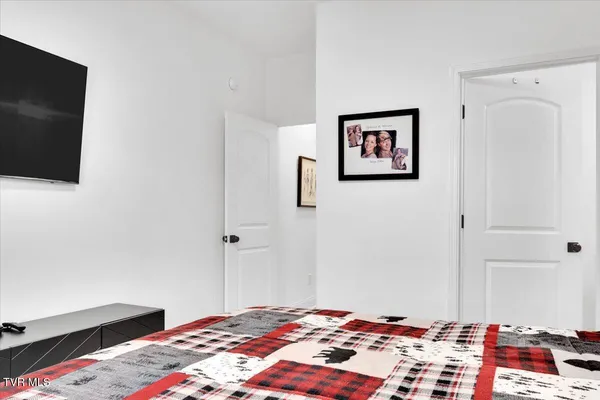 $549,000 | 868 Granby Road, Kingsport, TN 37660