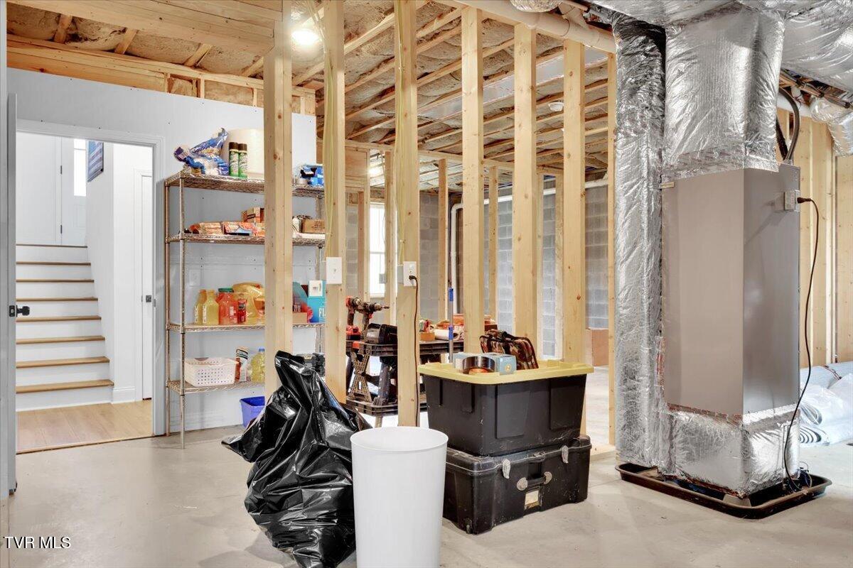 868 Granby Road Kingsport, TN 37660 - Photo 42 of 54 50-Basement