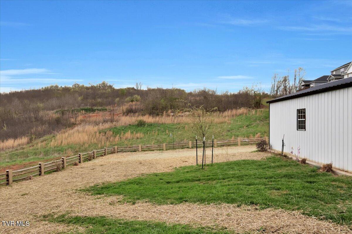868 Granby Road Kingsport, TN 37660 - Photo 43 of 54 51-Backyard