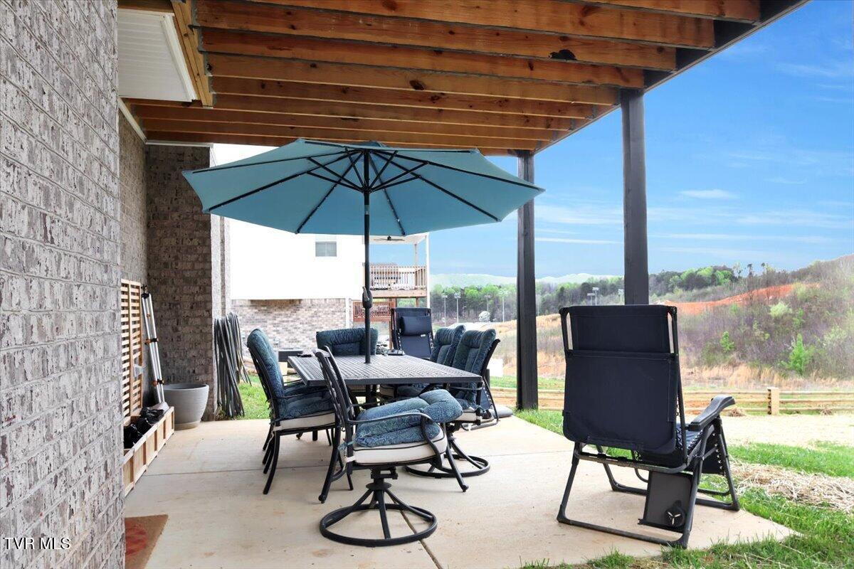 868 Granby Road Kingsport, TN 37660 - Photo 44 of 54 52-Bottom Patio