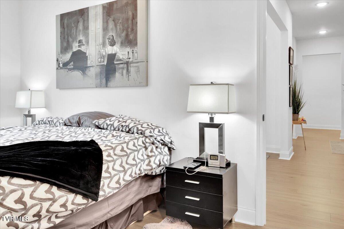 868 Granby Road Kingsport, TN 37660 - Photo 9 of 54 17-Master Bedroom