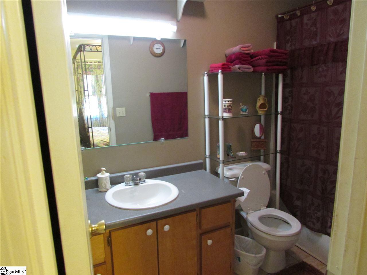 583 Garrett Street Fountain Inn, SC 29644 - Photo 11 of 15 Gallery Image 11