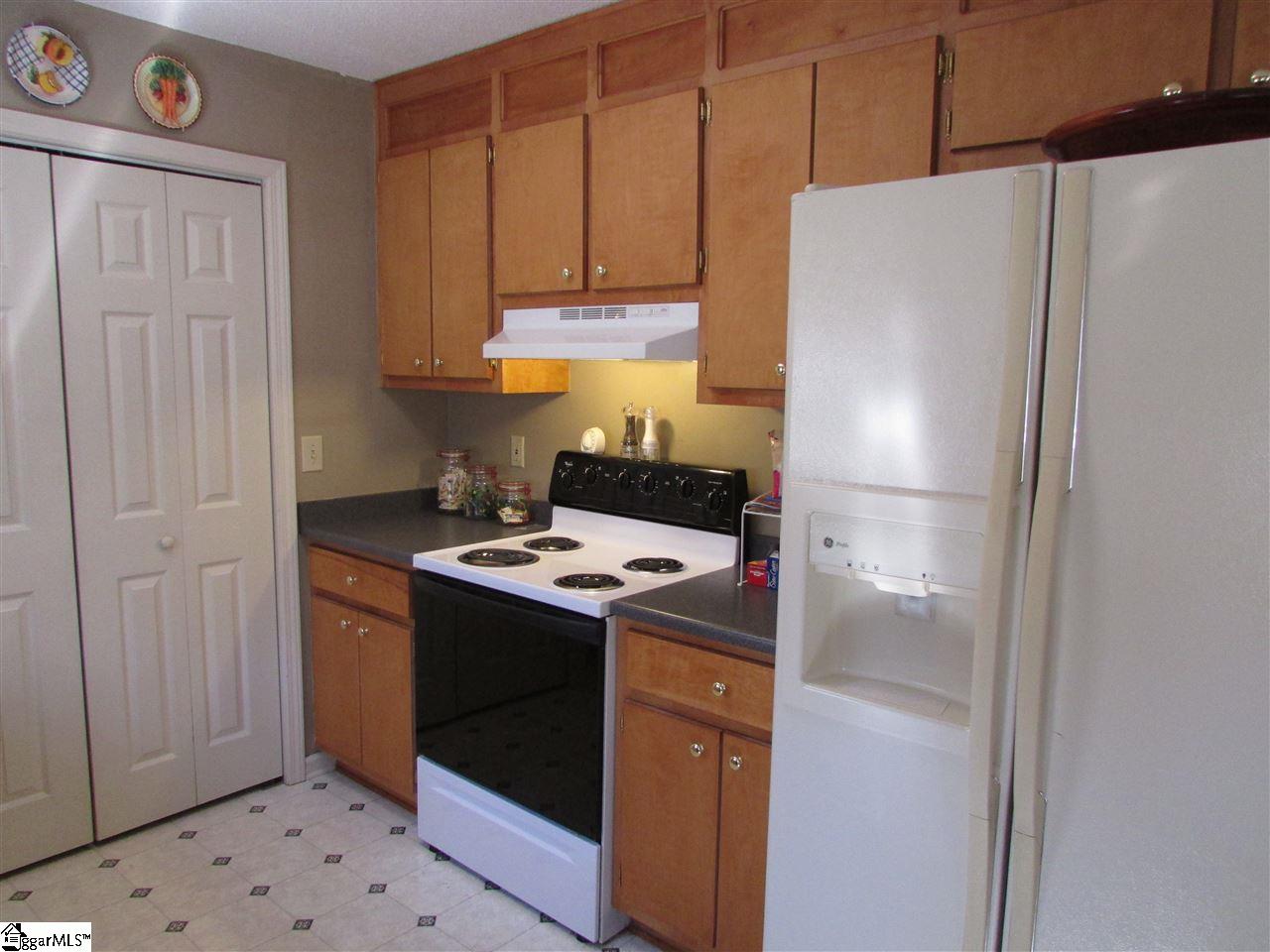 583 Garrett Street Fountain Inn, SC 29644 - Photo 8 of 15 Gallery Image 8