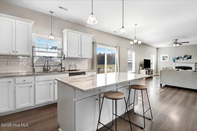 $359,900 | 117 Kenbridge Lane, Princeton, NC 27569