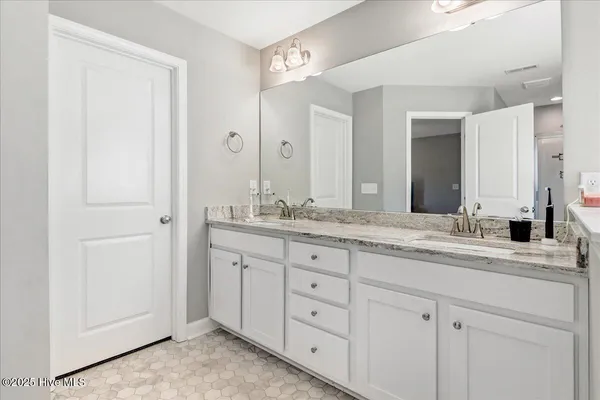 $355,000 | 117 Kenbridge Lane, Princeton, NC 27569