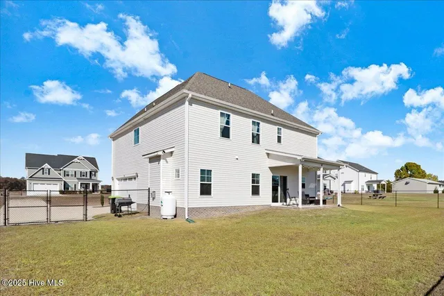 $359,900 | 117 Kenbridge Lane, Princeton, NC 27569