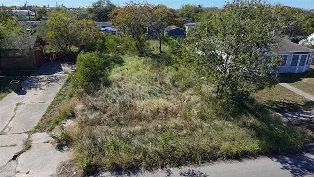 $40,000 | 3609 South Saxet Drive, Corpus Christi, TX 78408