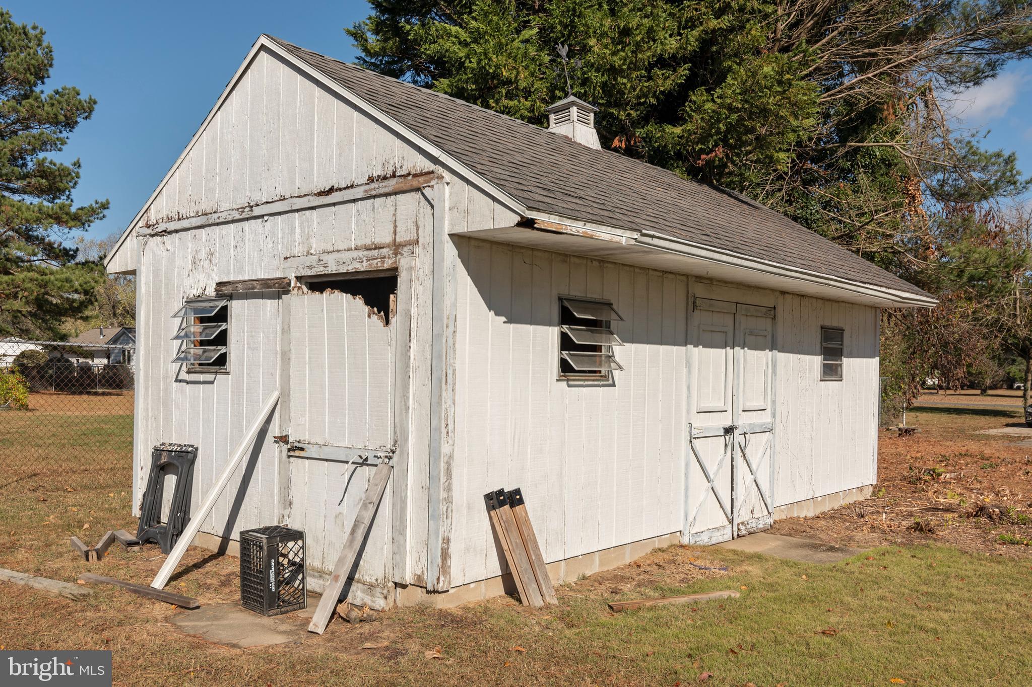 5418 Whitehall Road Cambridge, MD 21613 - Photo 7 of 11 Andrew Wyattish Storage Outbuilding