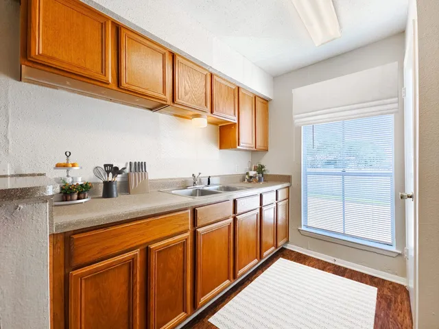 $800 | 4400 West Airport Boulevard, Unit 1206, Houston, TX 77045