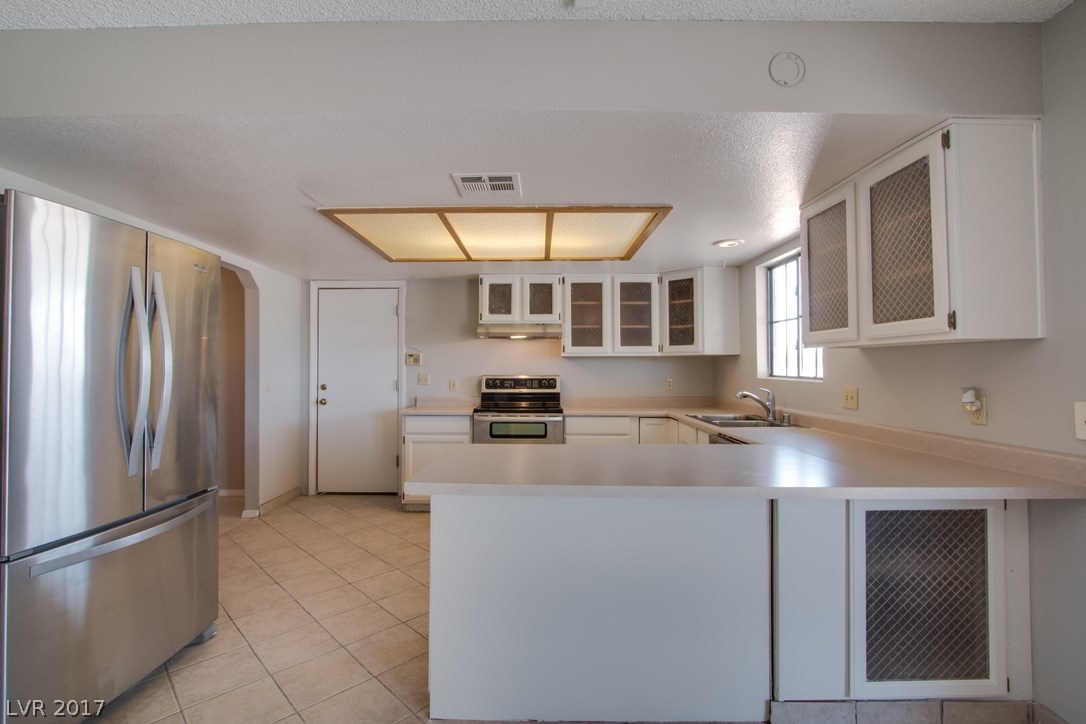 8570 Rancho Destino Road Las Vegas, NV 89123 - Photo 11 of 35 Gallery Image 11