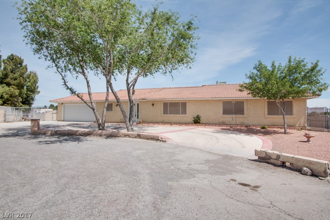 8570 Rancho Destino Road Las Vegas, NV 89123 - Photo 2 of 35 Gallery Image 2