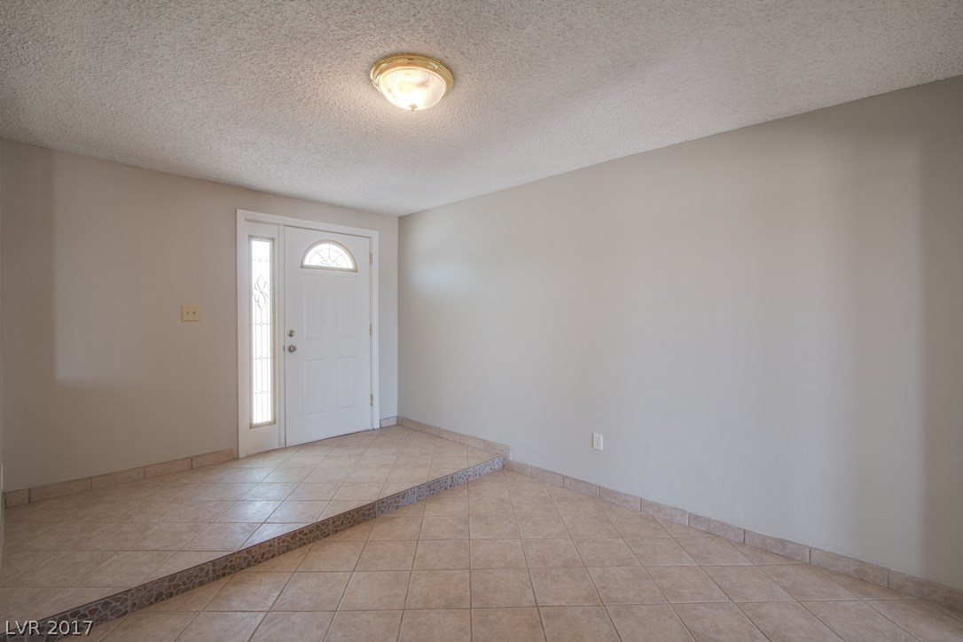 8570 Rancho Destino Road Las Vegas, NV 89123 - Photo 5 of 35 Gallery Image 5
