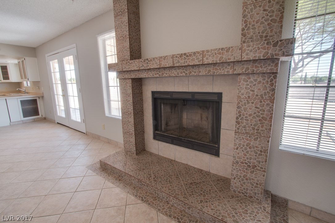 8570 Rancho Destino Road Las Vegas, NV 89123 - Photo 7 of 35 Gallery Image 7