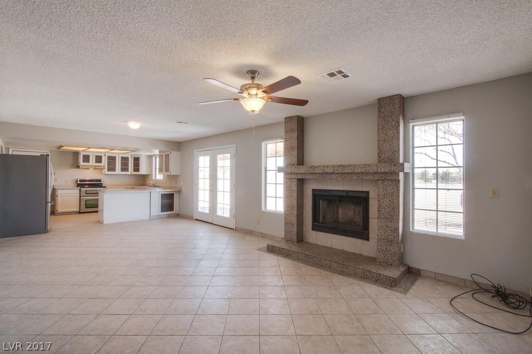 8570 Rancho Destino Road Las Vegas, NV 89123 - Photo 9 of 35 Gallery Image 9