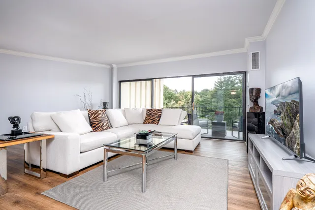 $2,600 | 6666 Brookmont Terrace, Unit 605, Nashville, TN 37205